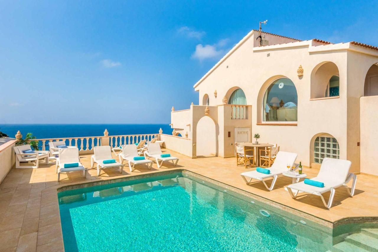 Alta Mar Villa Cala En Porter  Exterior photo